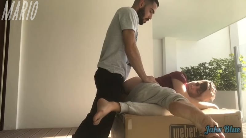 JakeBlue: Fucking in the new House with a Cumshot in Common areas [Bareback]
